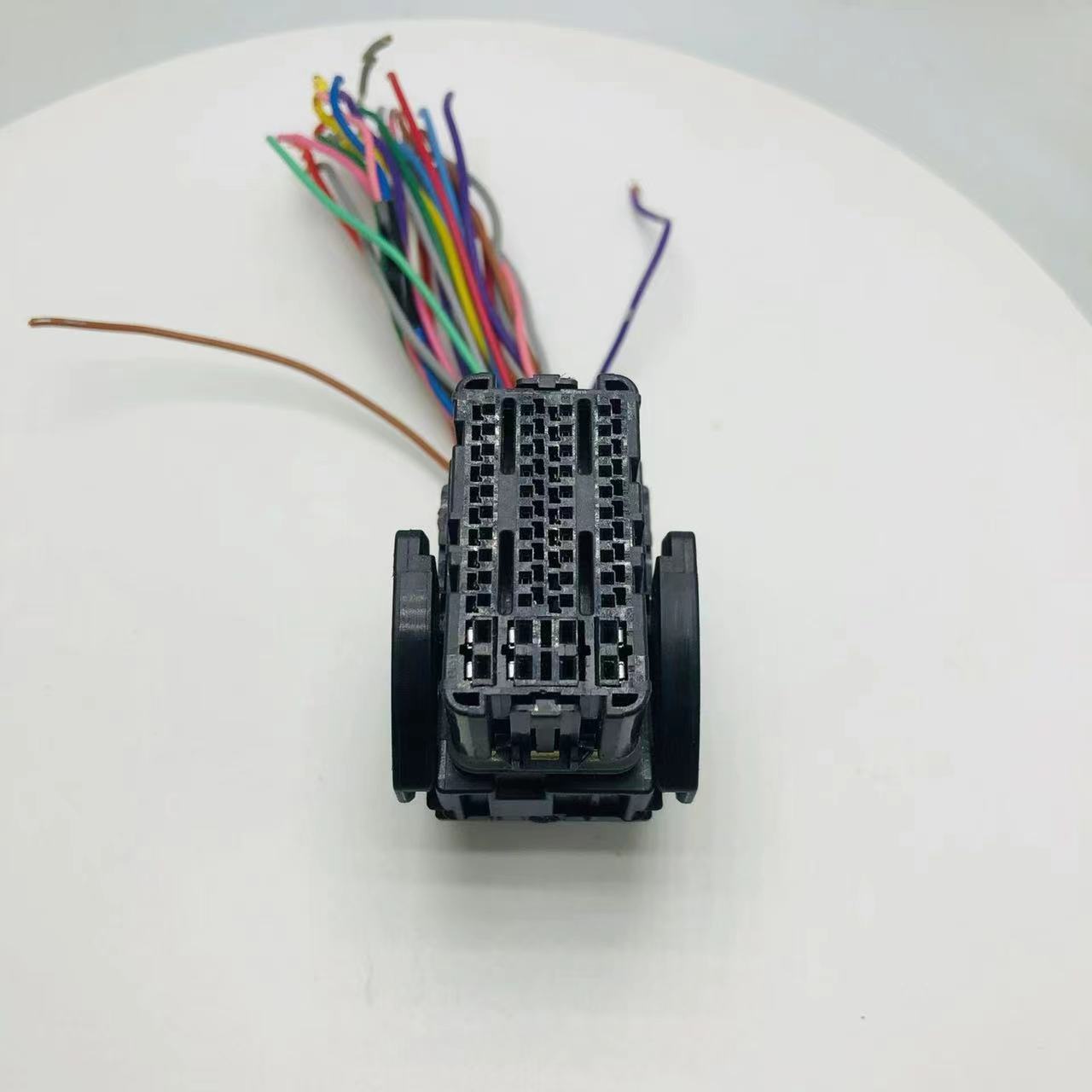 Suitable for TEANA BLUEBIRD TIIDA SUNNY LIVINA X-TRAIL QASHQAI ECU plug - n