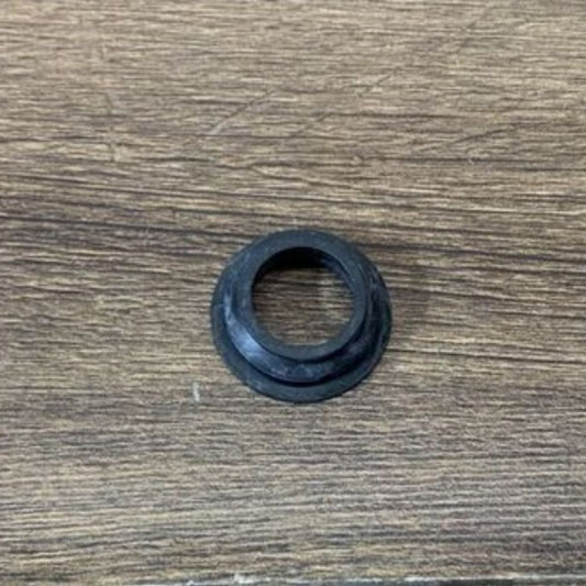 7M0919382 Washer Fluid Level Sensor Grommet for Audi A3/ for A4 / for A5 /Q8/Q7/Q5 Q