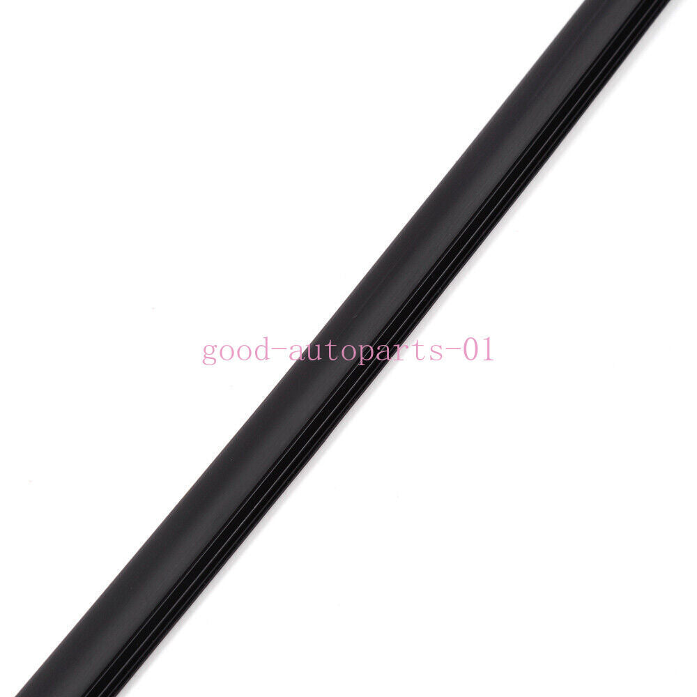 1 piece of 51317061967 molded windshield trim suitable for BMW E90, E91, 325i, 325xi, 328i, 330i, 335i