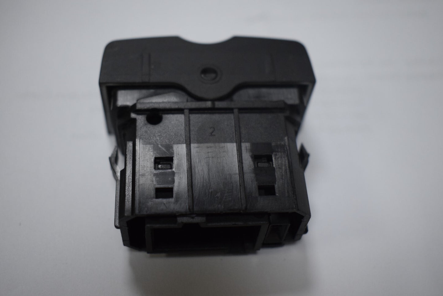 for FREIGHTLINER A06-53782-826 - Rocker Switch Q