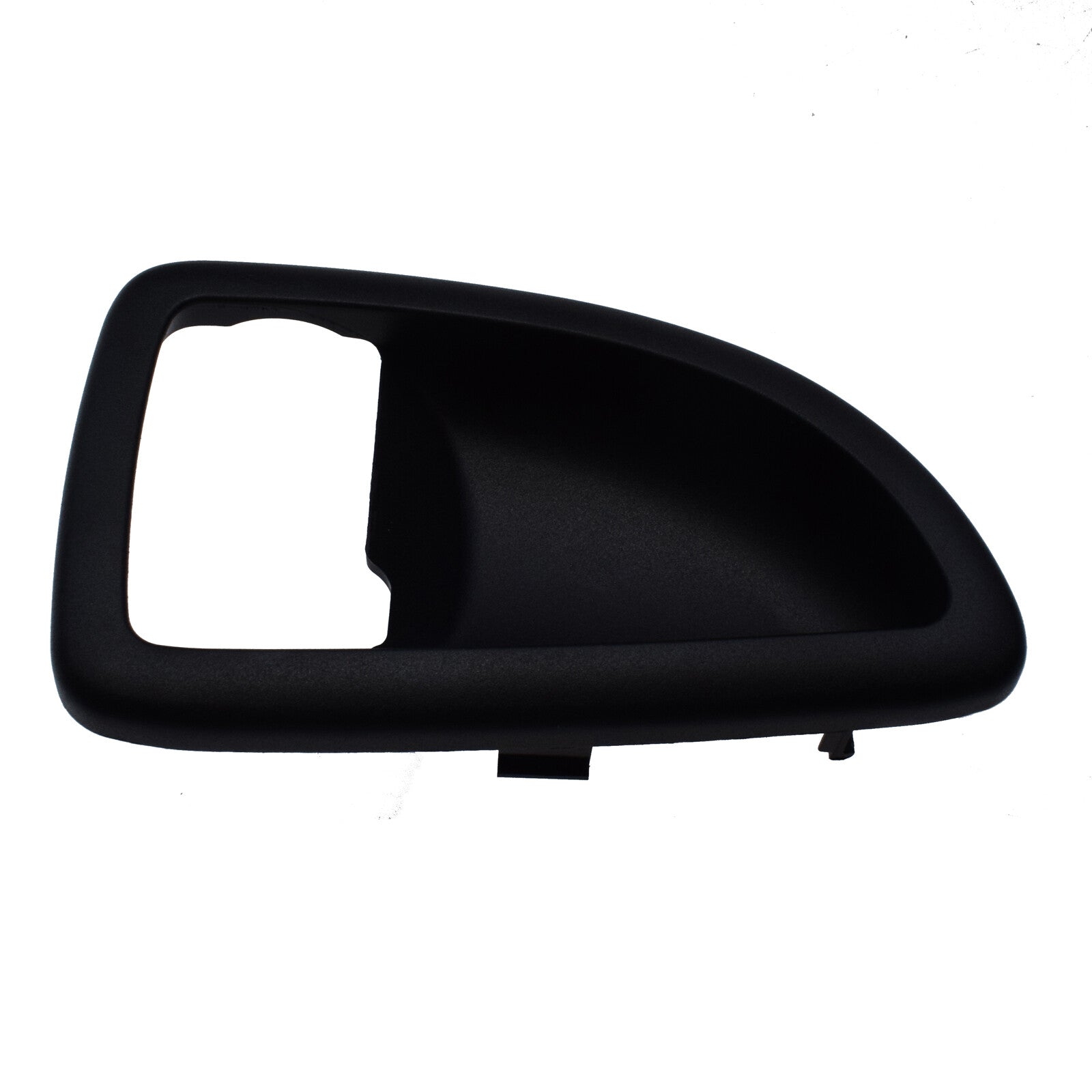 Brand new front driver inner handle trimmed in black for Uplander Montana SV6 05-09- n