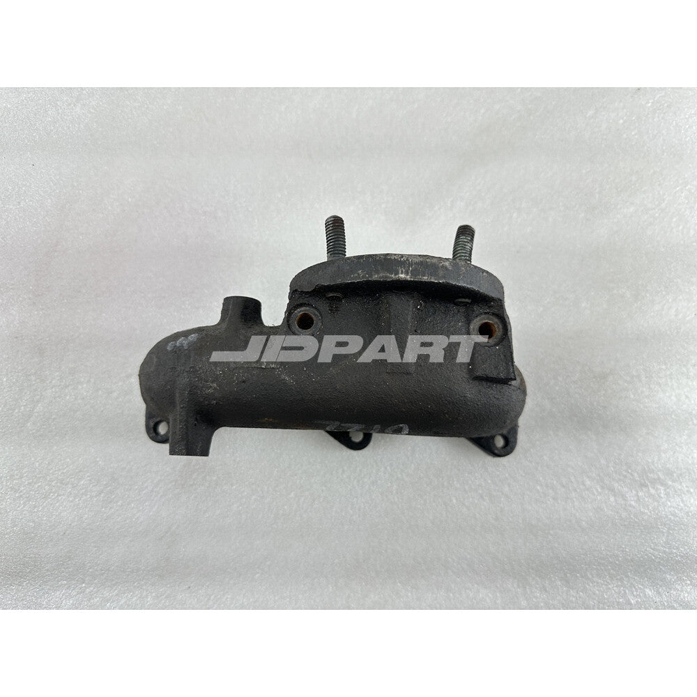D722 Exhaust Manifold 19024-12317 - Suitable for Engine Parts