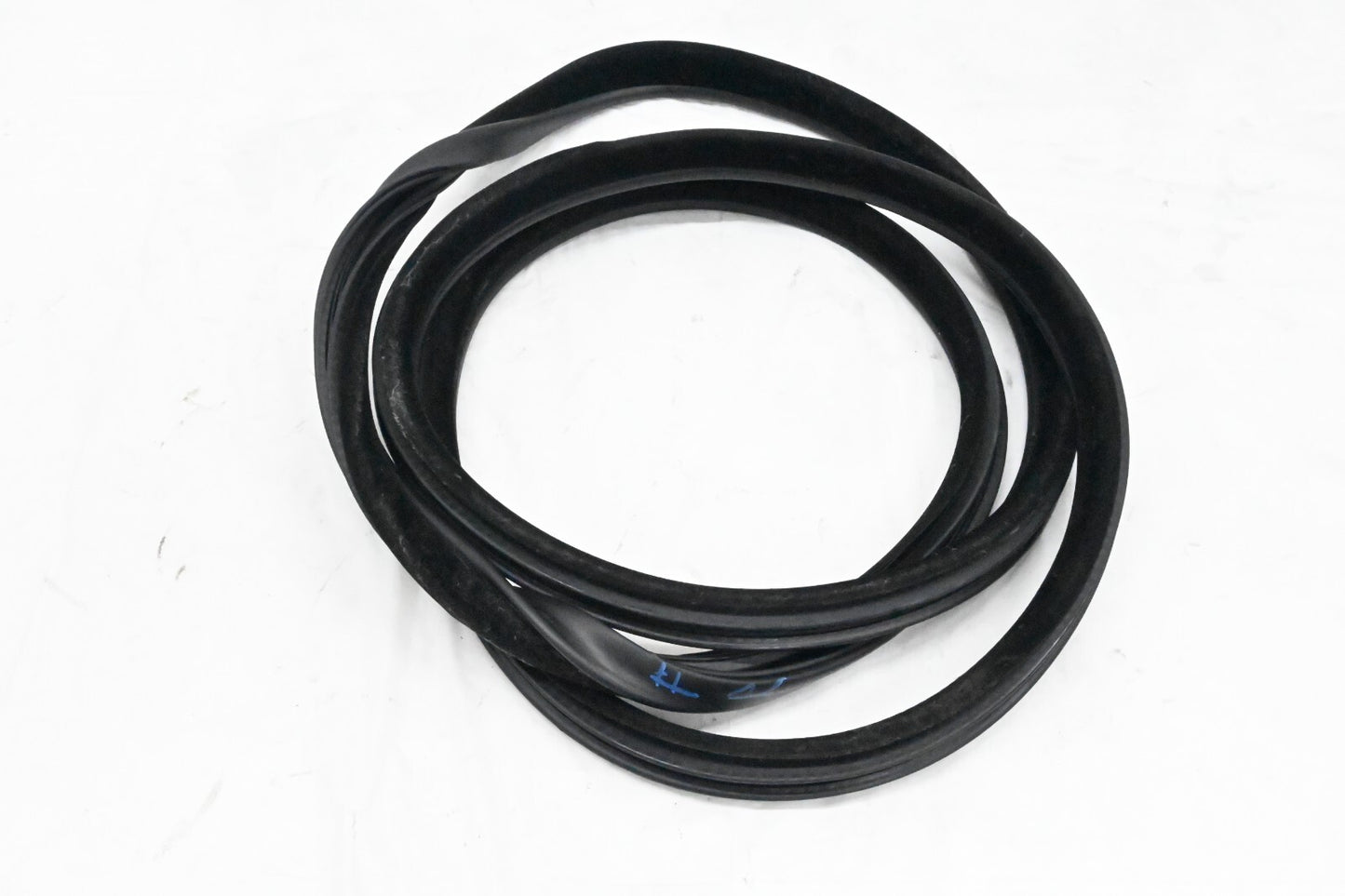 1pc For F10/F11/F18 5- Front Door Seal 51767182269 n