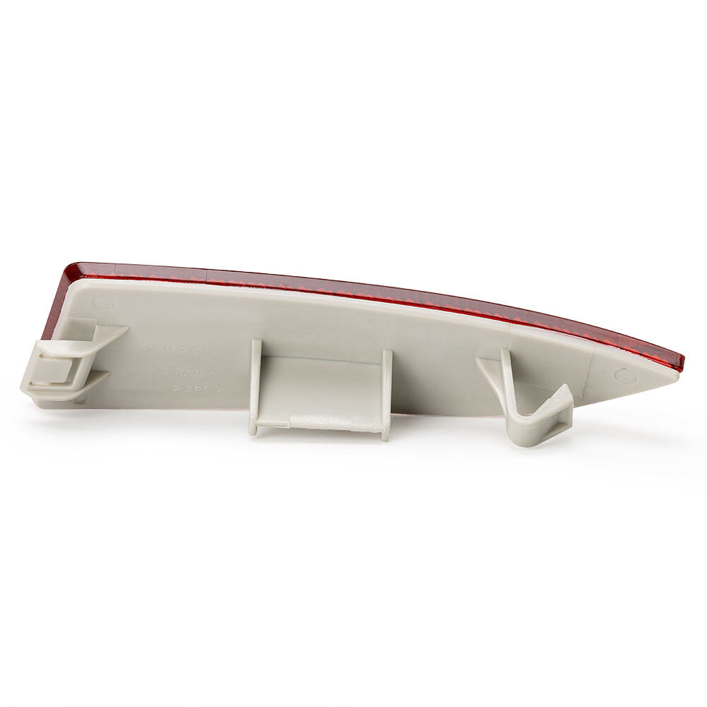 Applicable to for BMW X3 E83 2007 - 2010 Left Rear Bumper Reflector Brake Light