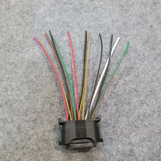Headlight Connector Pigtail Plug for BMW X3 X5 X6 Z4 Z3