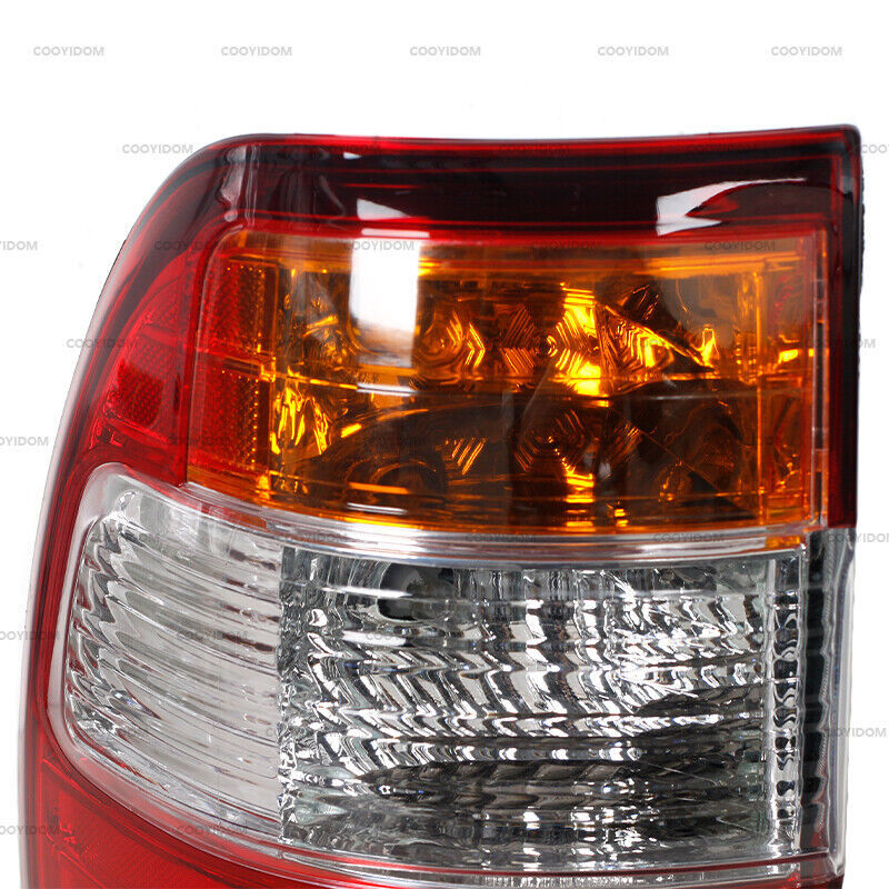 Right rear outer taillight brake for Toyota for Land Cruiser 1998-2007