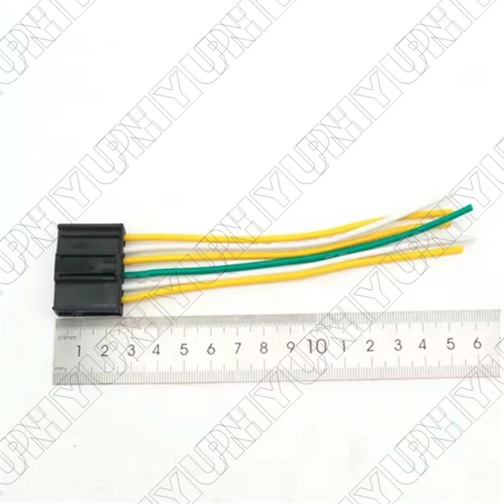 6 Pin Taillight Socket Harness Wire Pigtail Connector Plug 61136984758 for BMW