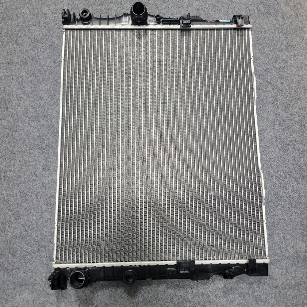 Engine radiator suitable for BMW G38 520i 530i 540i 630i 640i 730i 740i X5