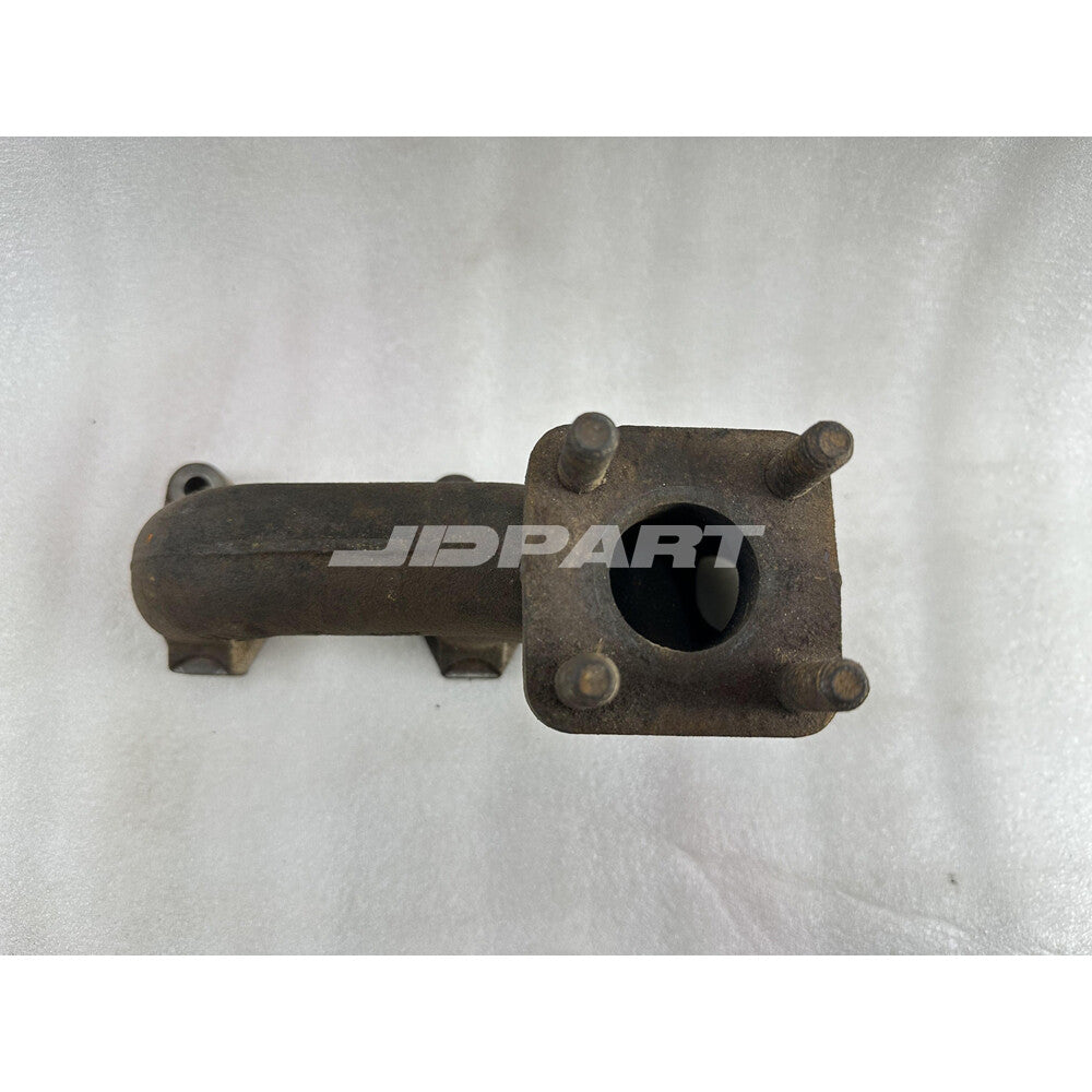 3KC1 exhaust manifold is suitable for Isuzu engine parts.