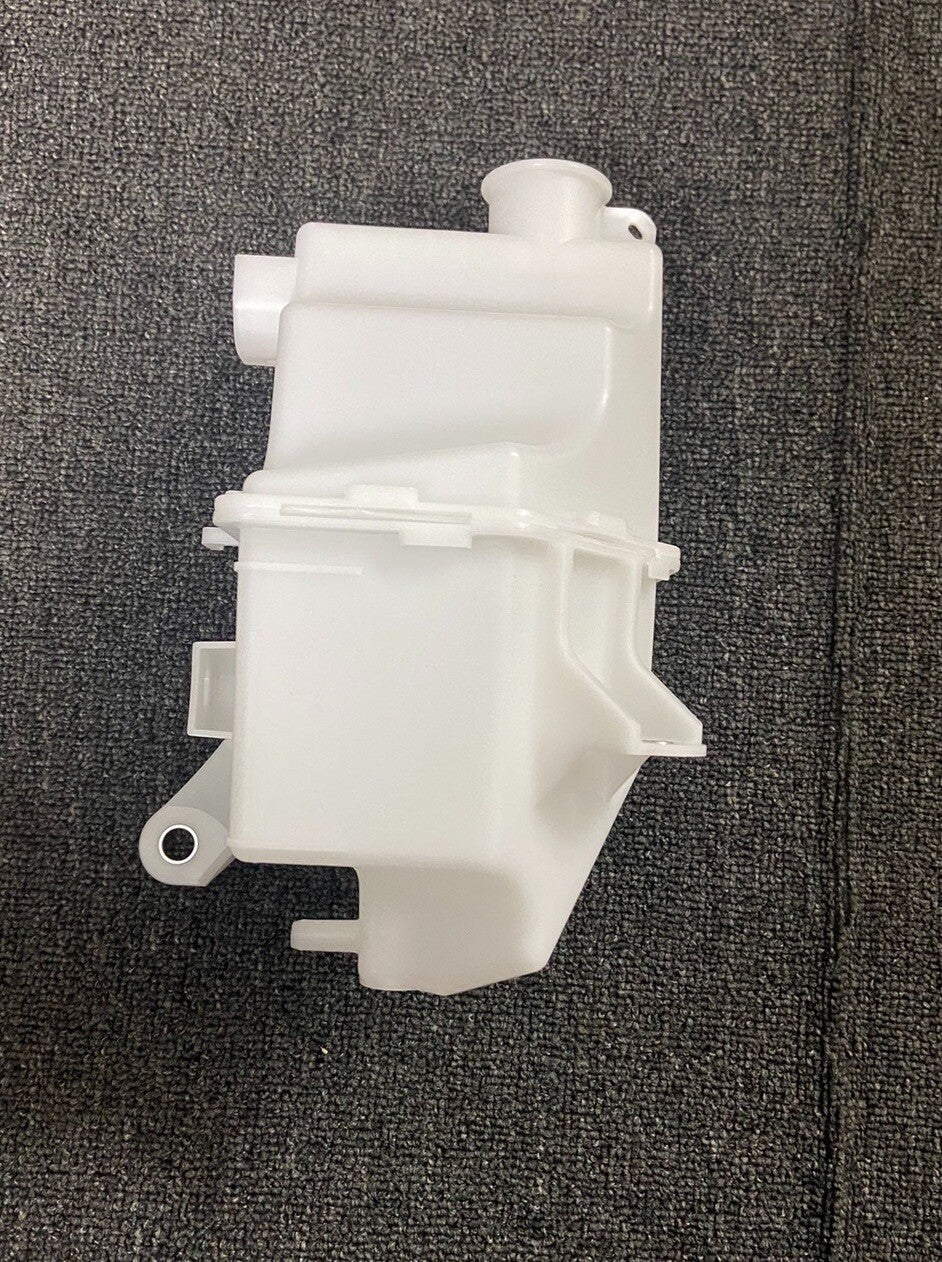 for Toyota Engine Coolant Reservoir 16470-0P130 for 2020-2023 Highlander, for Sienna Q