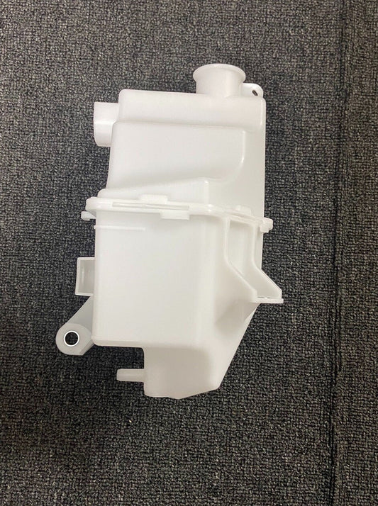 for Toyota Engine Coolant Reservoir 16470-0P130 for 2020-2023 Highlander, for Sienna Q