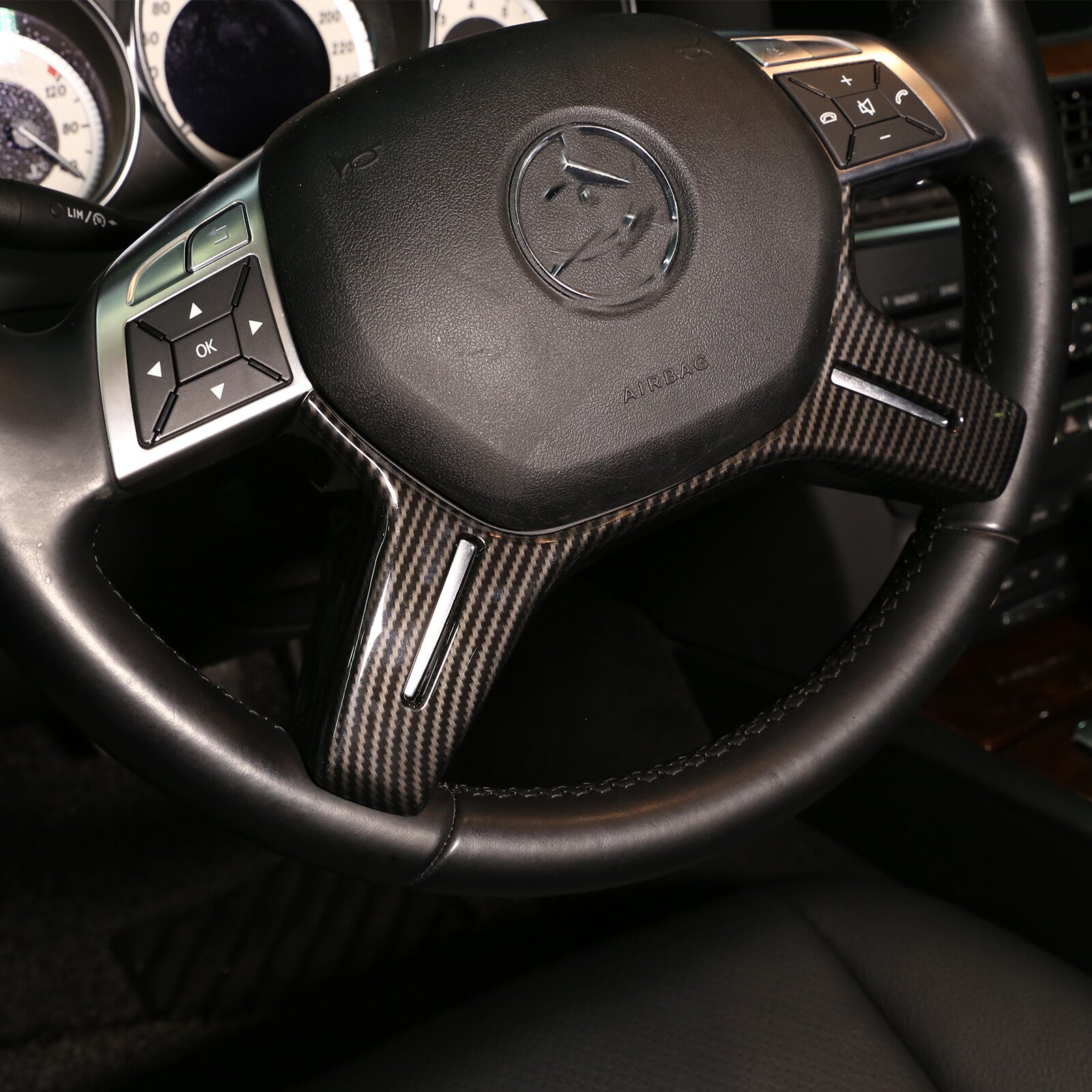 Carbon fiber steering wheel trim suitable for G-Class 2013 - 18 model - Cover trim - n
