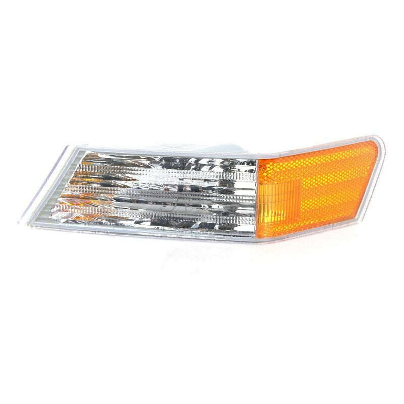 A pair of front turn signal lights without bulbs are compatible with 2007-2014 for Jeep Patriots. n