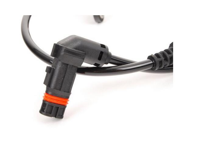 1 piece Front ABS Wheel Speed Sensor for Mercedes R172 SLK200 SLK280 SLK300 v