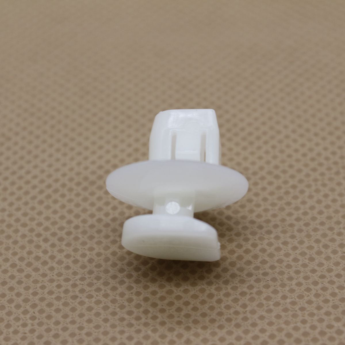 The all-new FRONT LEFT DRIVER power window switch is compatible with 2004-2010 for Citroen C4 models. 18965 A
