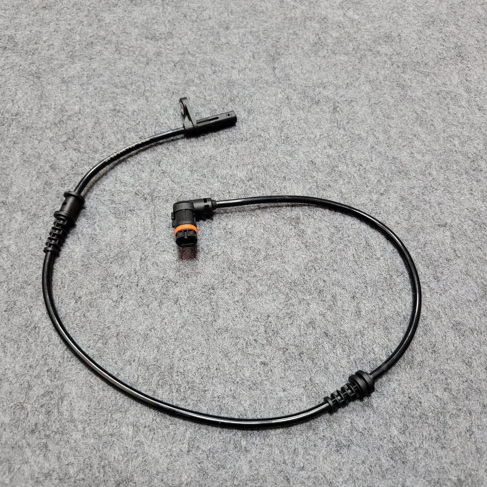 Front ABS Sensor for Mercedes Benz W204 C250 C350 12-14 Q
