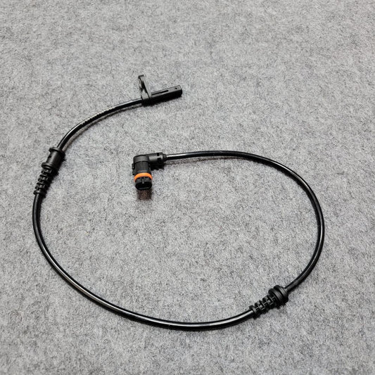 Front ABS Sensor for Mercedes Benz W204 C250 C350 12-14 Q