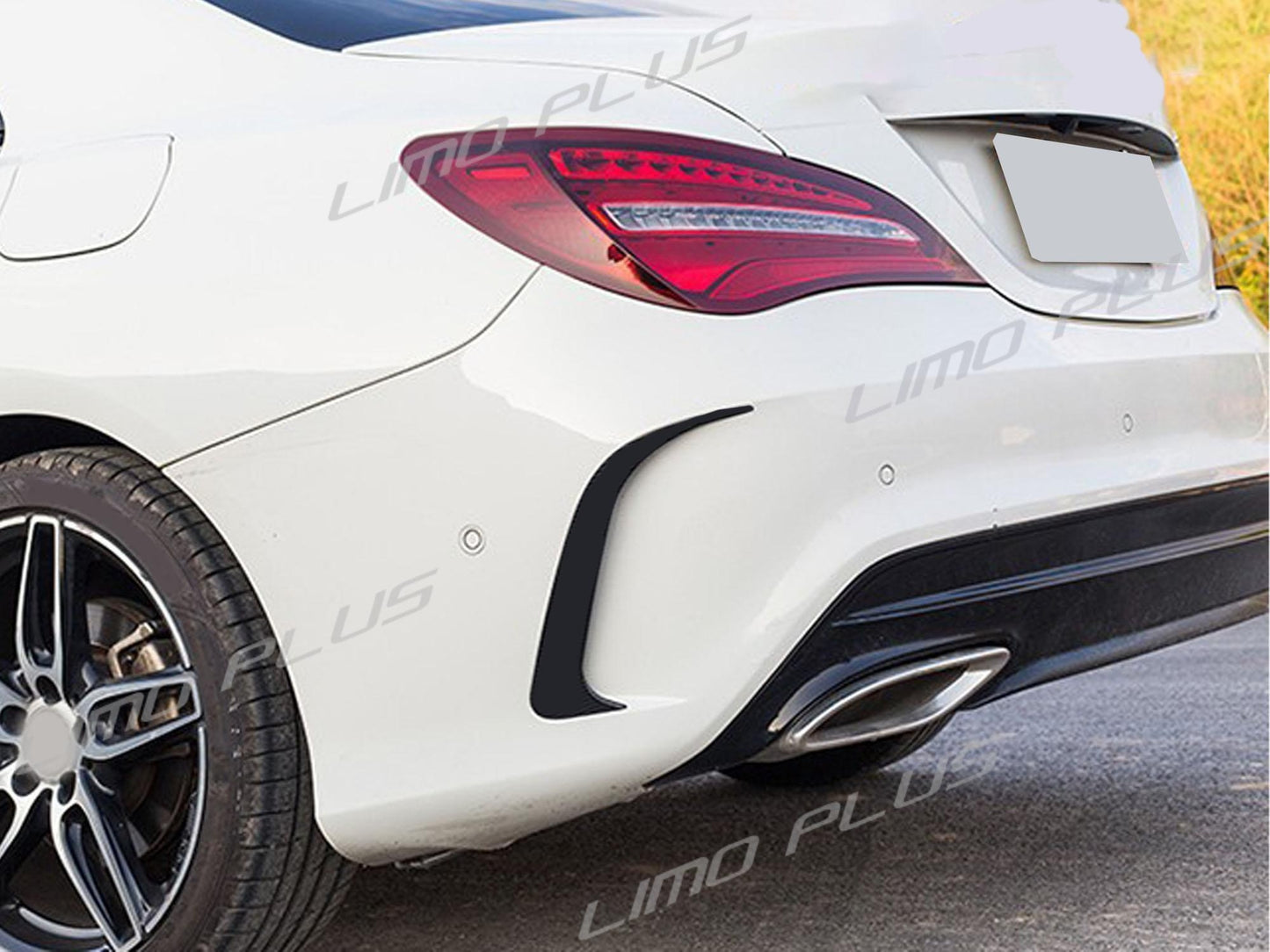 Gloss Black Rear Side Air Vents for Mercedes CLA C117 CLA200 CLA250 AMG 13-19 Q
