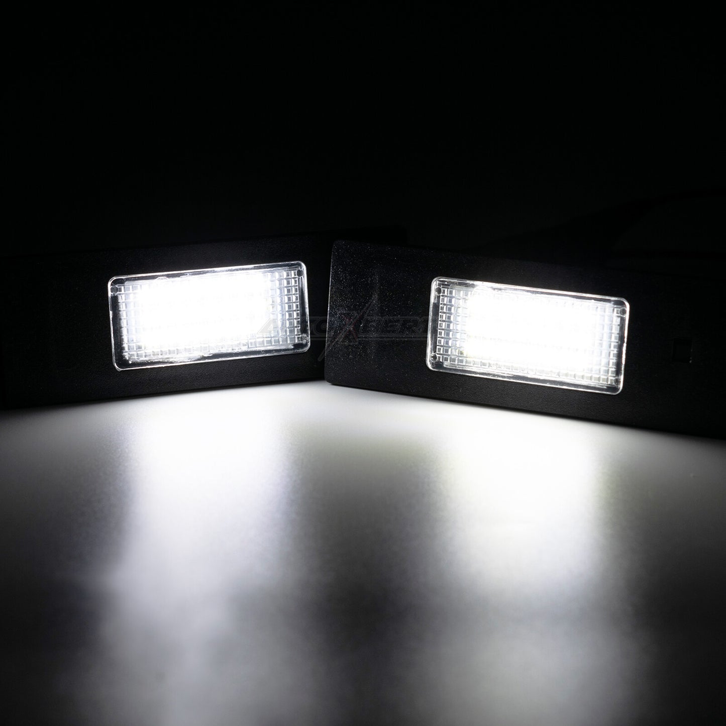 2pcs LED license plate lighting for BMW 1 Series E81 E87 6 Series E63 64 i3 Z4 E85 6 Series F12 Q