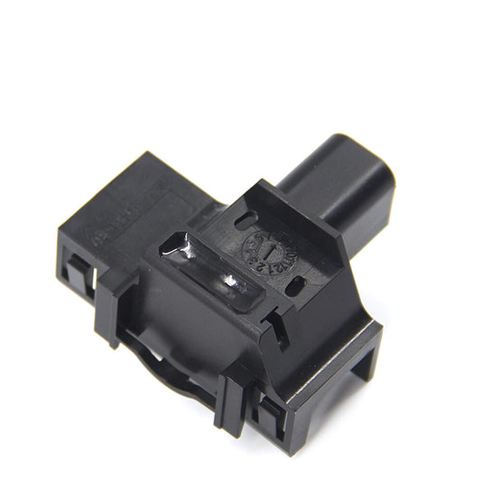 R041431 is suitable for Land Rover LR2, LR3, and LR4 for Range Rover Sport front hood switch latches. n