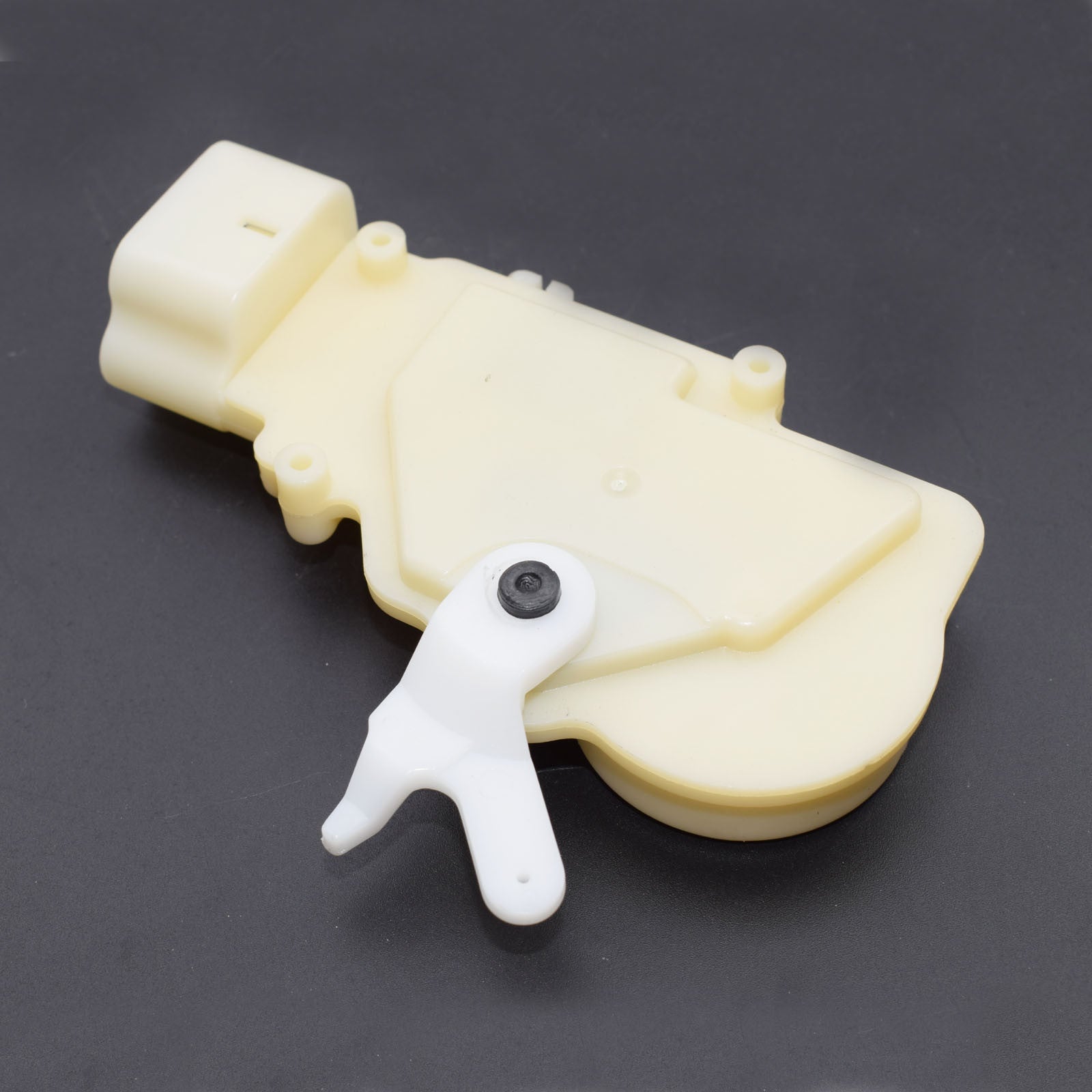 Brand new rear door lock activator for 98-05 for Lexus 69130-30110 2-pin n