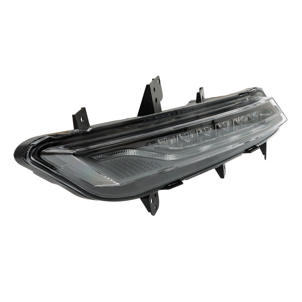 One-piece right-hand fog light assembly LED suitable for 2013-2016 for Lincoln MKZ with clear lens and black finish. n