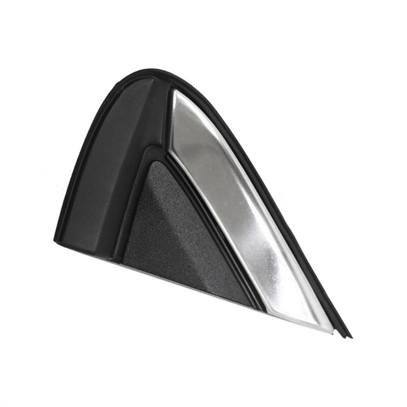 new left-side terrain fender trimmed and shaped for GMI GM 2018, 2019, 2020, and 2021 models. (84107336)