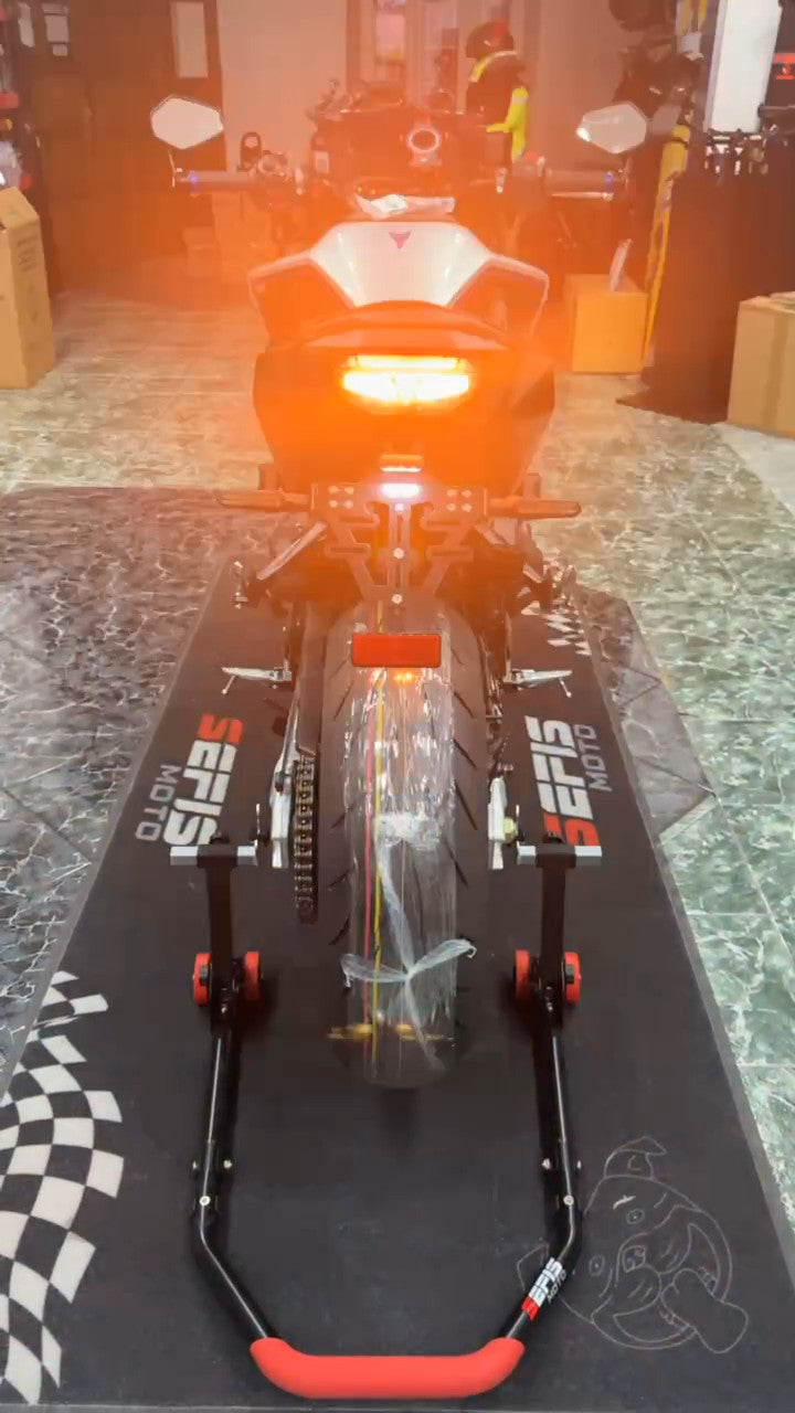 For 2024-2025 for Yamaha MT-09/SP/ Y-AMT Rear LED Integrated Taillight w/Brake Light Q
