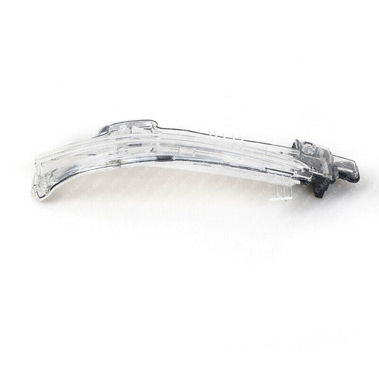 Left side door mirror turn signal light applicable to 2011-2018 for Volvo S80, S60, and V60.