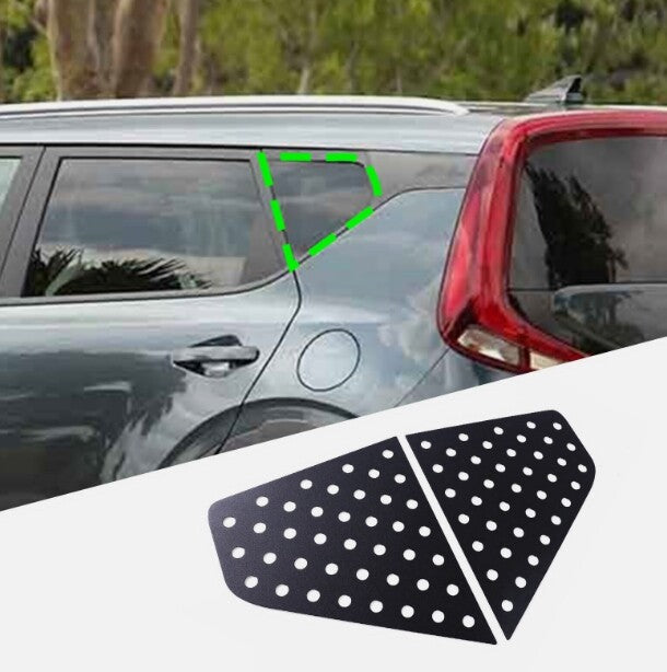 Matte black V-shaped grille cap trim for Alfa Romeo Giulia 17-20