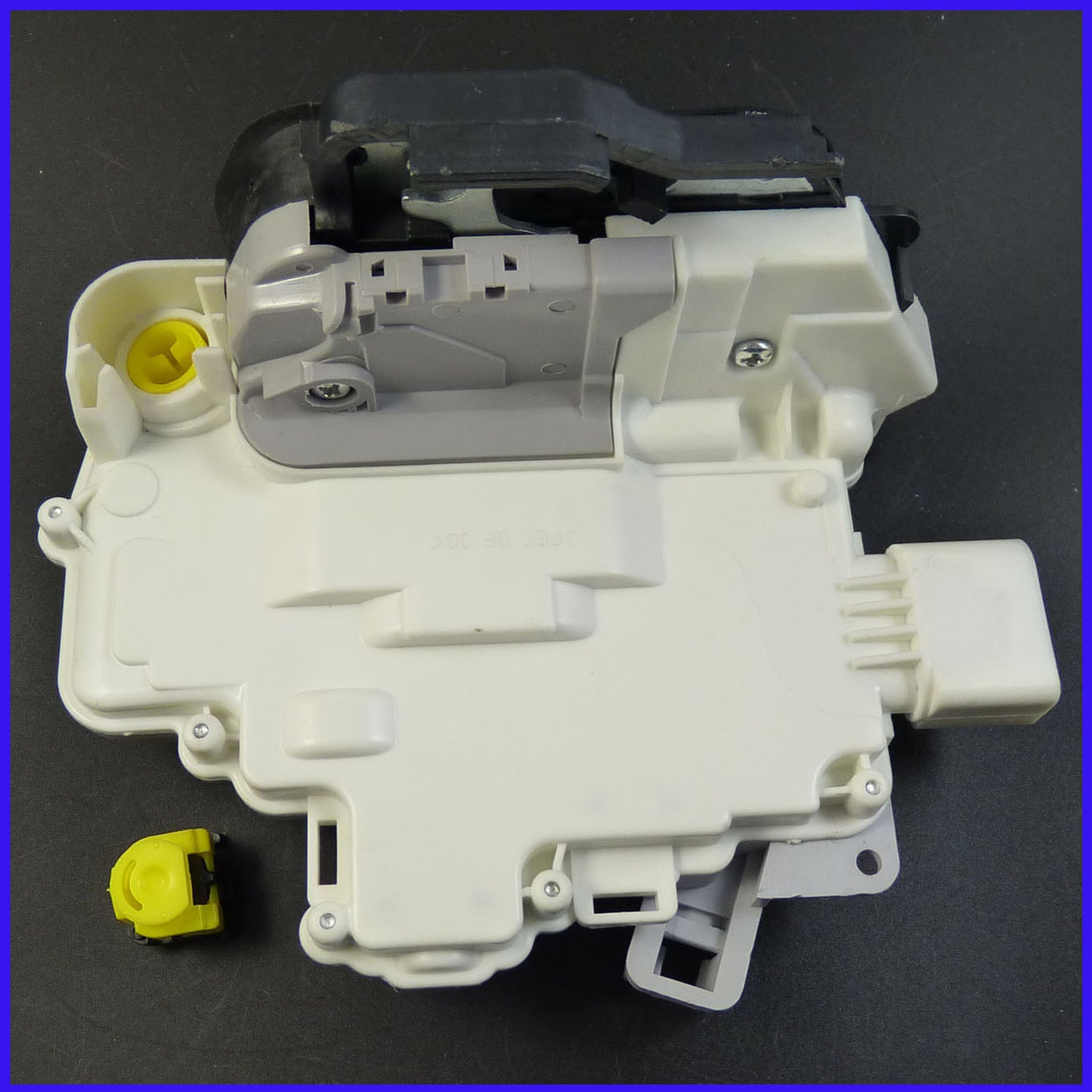 4F1837015 Front Left Door Lock Latch Actuator for Audi A3, A6, S6, C6, for A8 , R8