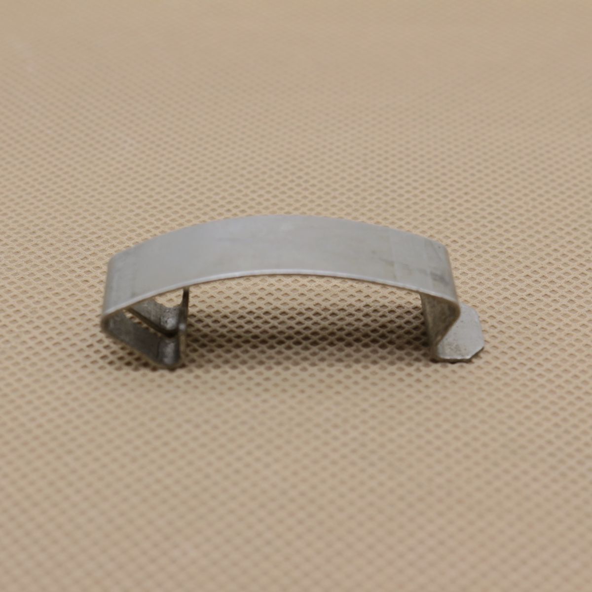 1X Air Cleaner Housing Assembly Clip Clamp for Audi  for VW 078129797, 078-129-797
