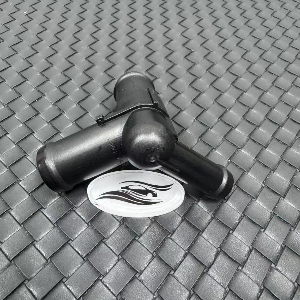 Pipe Assy-Water Rubber Black Replacement For Juke NV200 1.6L 2016 2017 2018 1pc Q