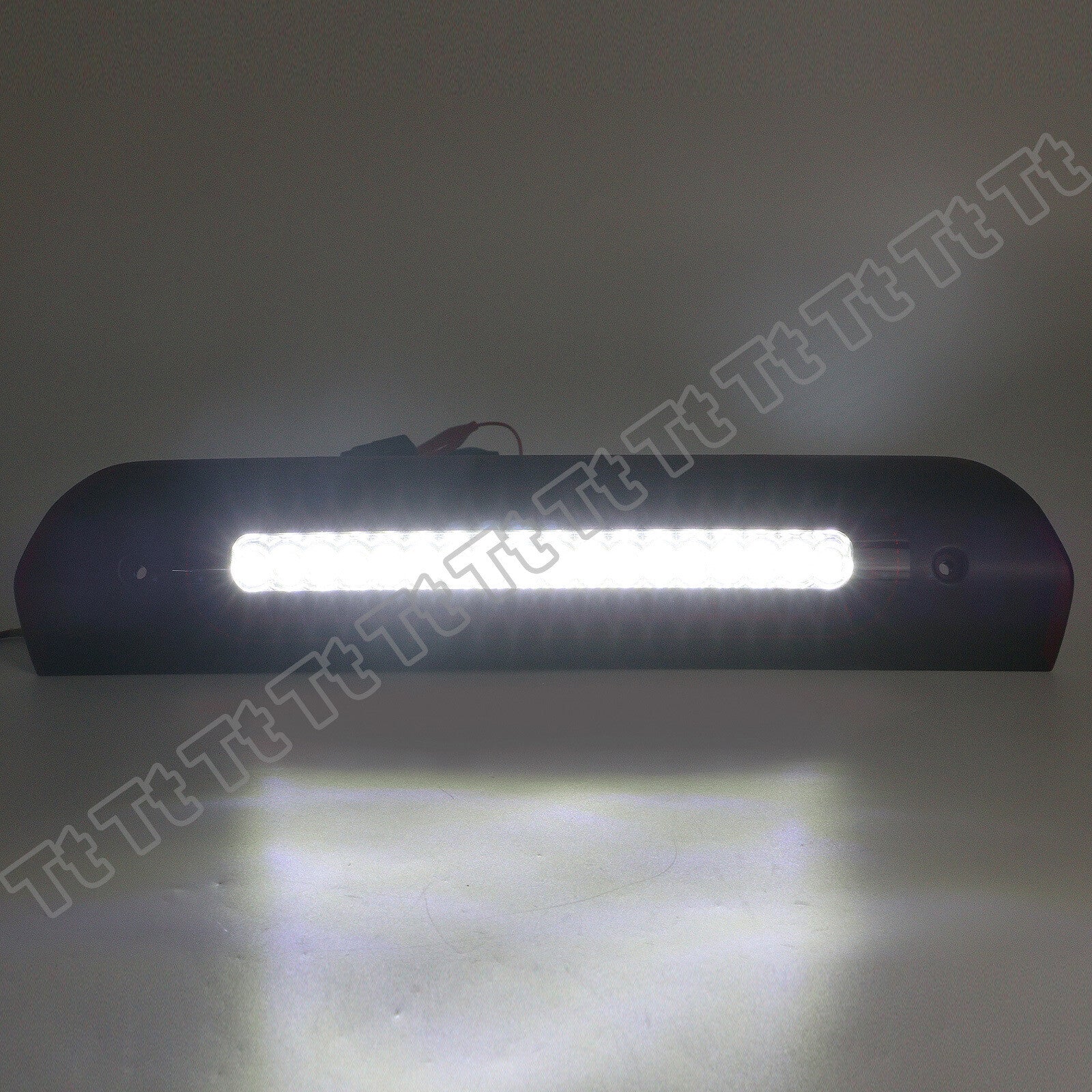 Suitable for 2002-2008 for Dodge for Ram 1500 2500 3500 LED Third Brake Light Rear Cargo Light- v