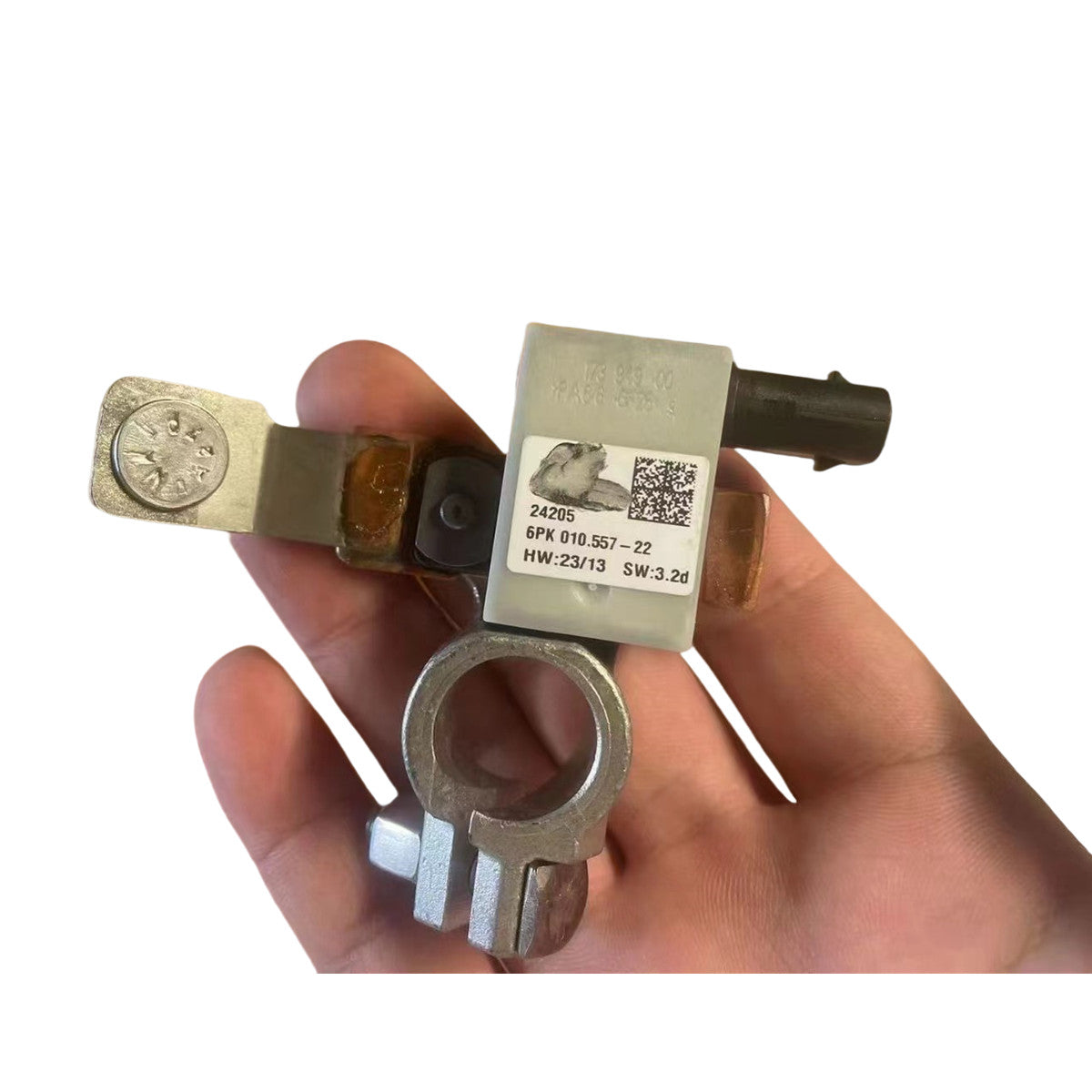 Battery current sensor 22926732 is suitable for 2016-2019 for Chevrolet for Cruze 1.4T gas and 1.6T diesel models.