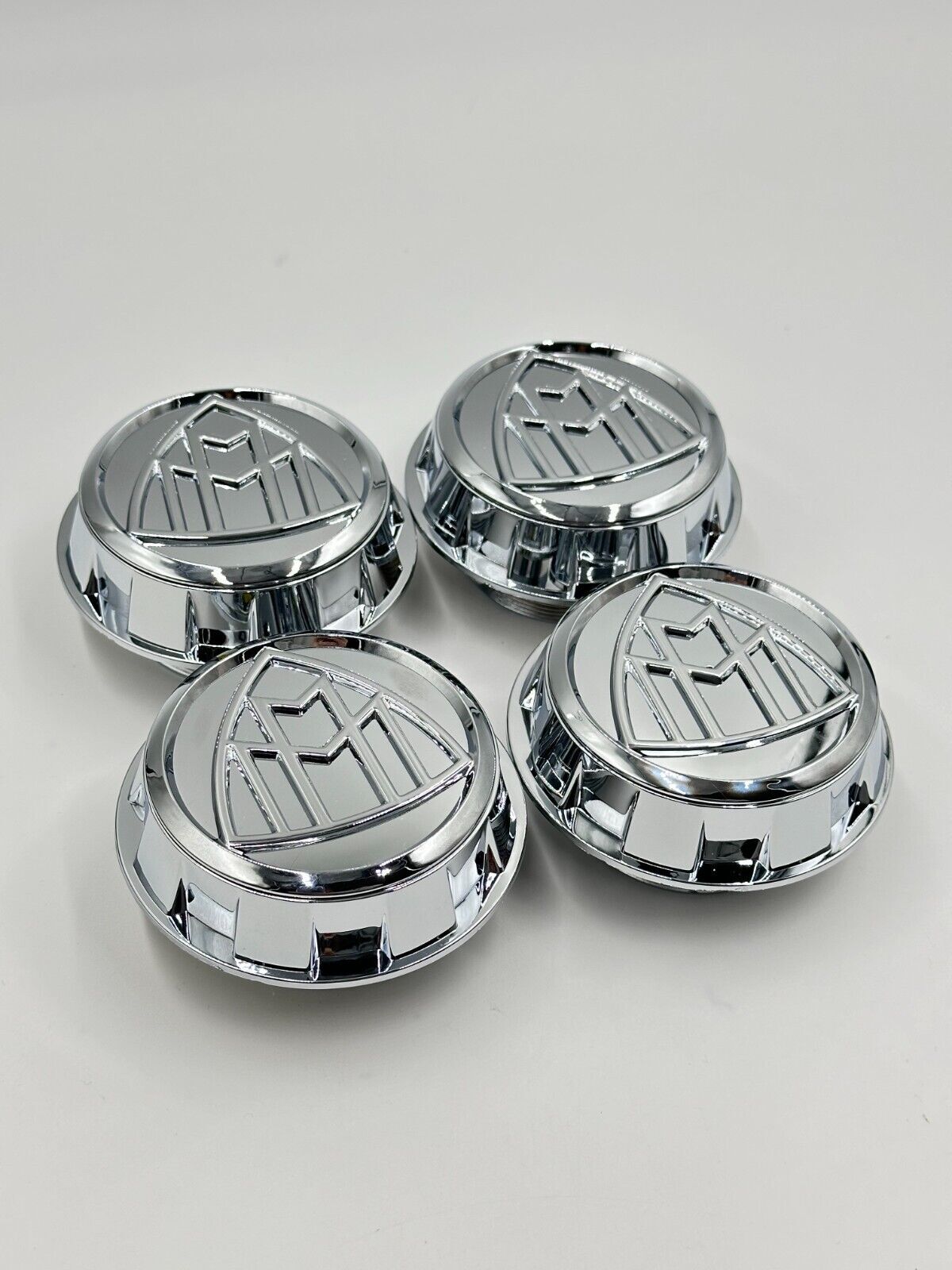 4-piece set of for Mercedes - for Maybach C63s E63s CLS63s AMG chrome center cap screws (60mm)