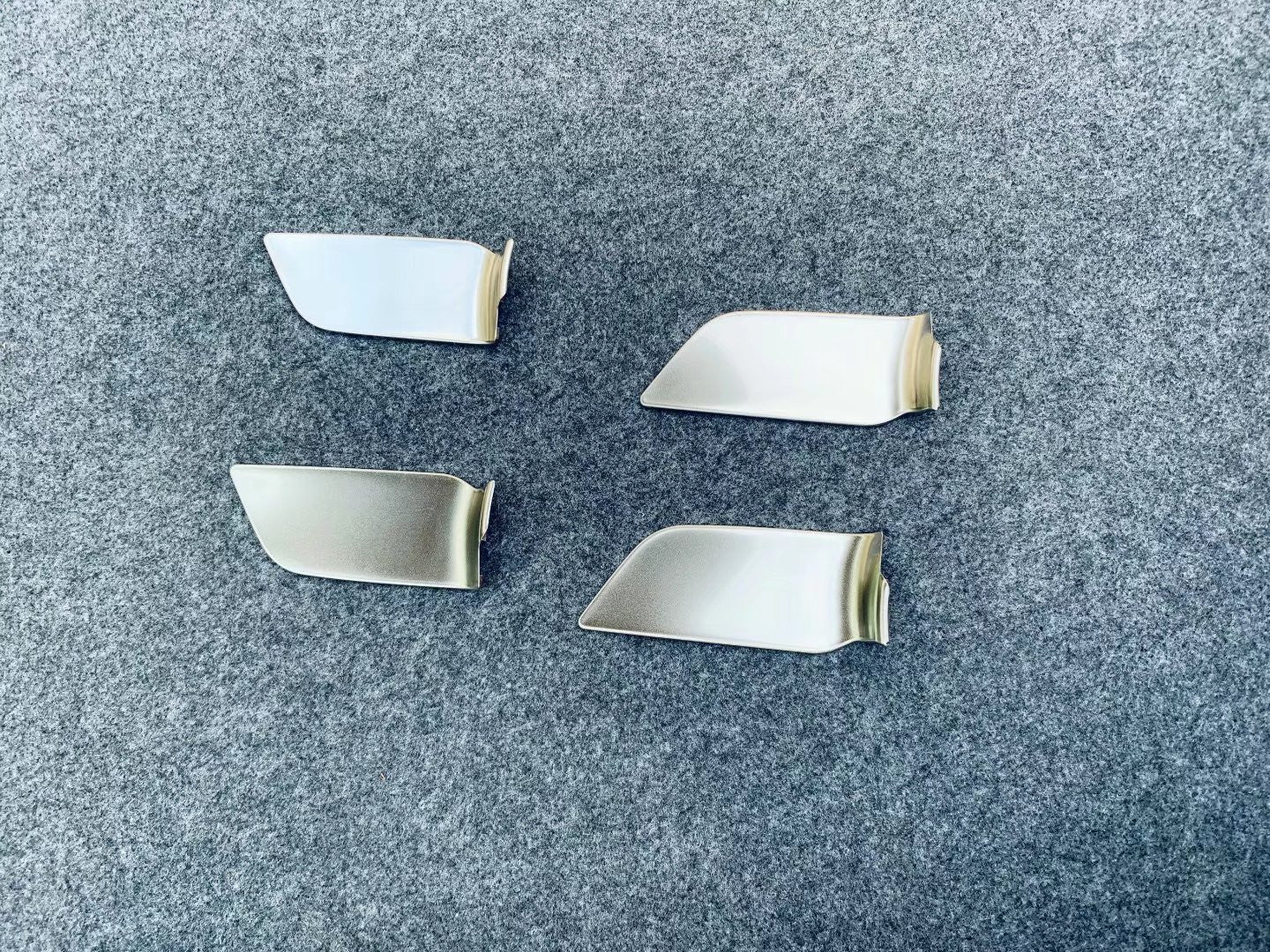 for Range Rover Evoque 2020 Chrome Silver B-pillar Hook Up for Seat Belt Cover Trim v