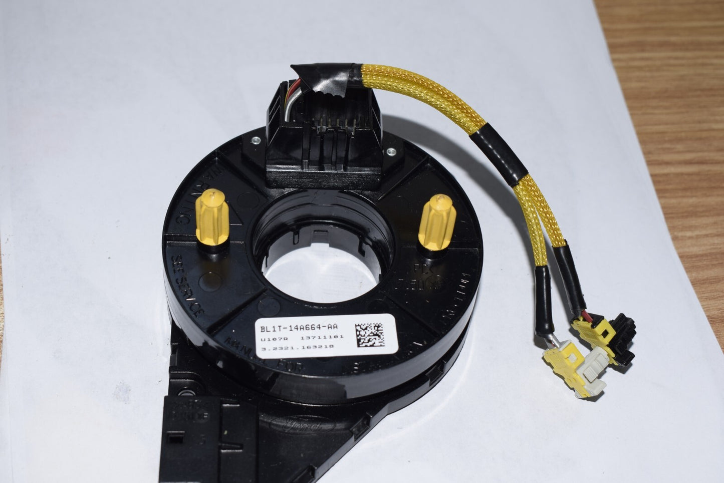 new spiral cable clock spring BL1T14A664AA BL1T-14A664-AA suitable for Ford F-250 F-350