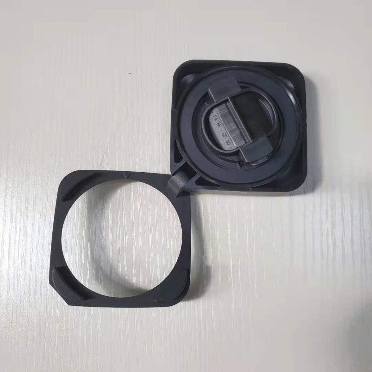 for BMW E46 E60 E85 E90 E66 Z4 X3 11127500568 Engine Oil Filler Cap Replacement Part Q