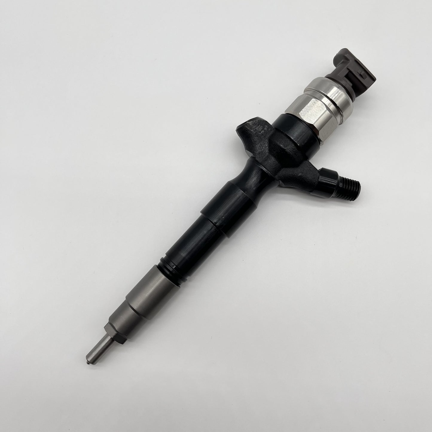 4X 295050-0190 23670-0L010 Common Rail Injector for Toyota Hiace Hilux2.5D 2KDFTV