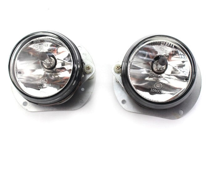 1. Dual fog lights for W204 2008-2010 with AMG PKG styling. n