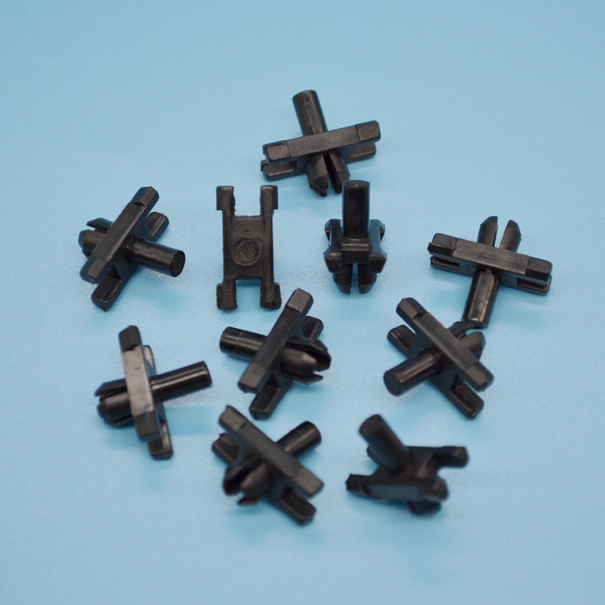 20 Pcs Door Pannel Clips Trim Mountings Retainer Fastener Screws for BMW E10
