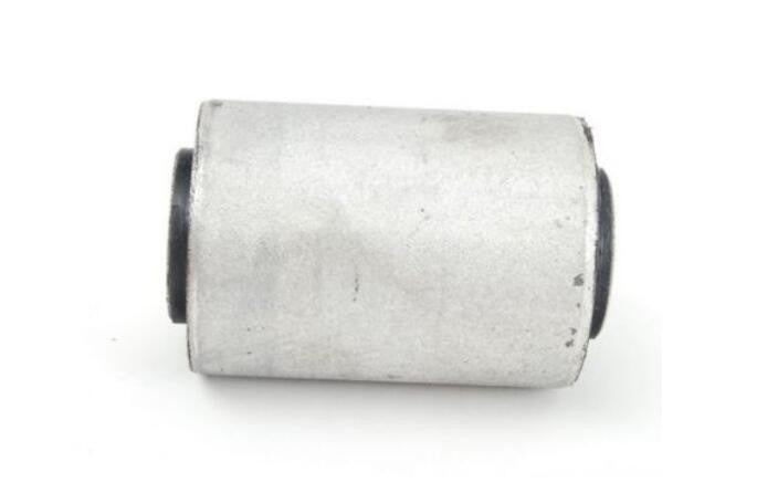One front lower outer control arm bushing is suitable for Mercedes W164 W251 R320 R350- n