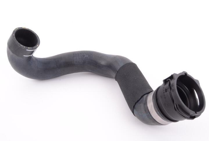 Water Hose Thermostat Housing to Water Pump for F10 F11 F07GT 535 v