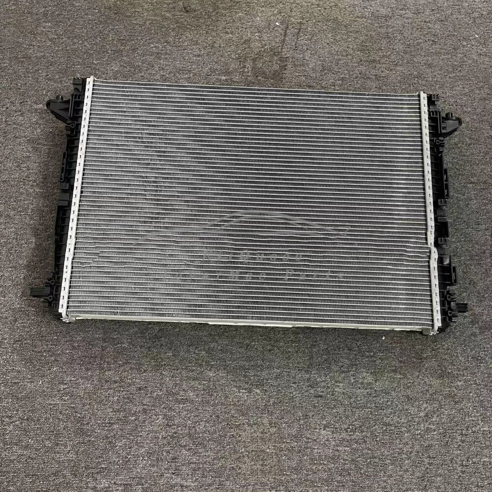 4M0121251M Radiator Assembly for Lamborghini Urus  for Bentley for Bentayga 4.0 V8