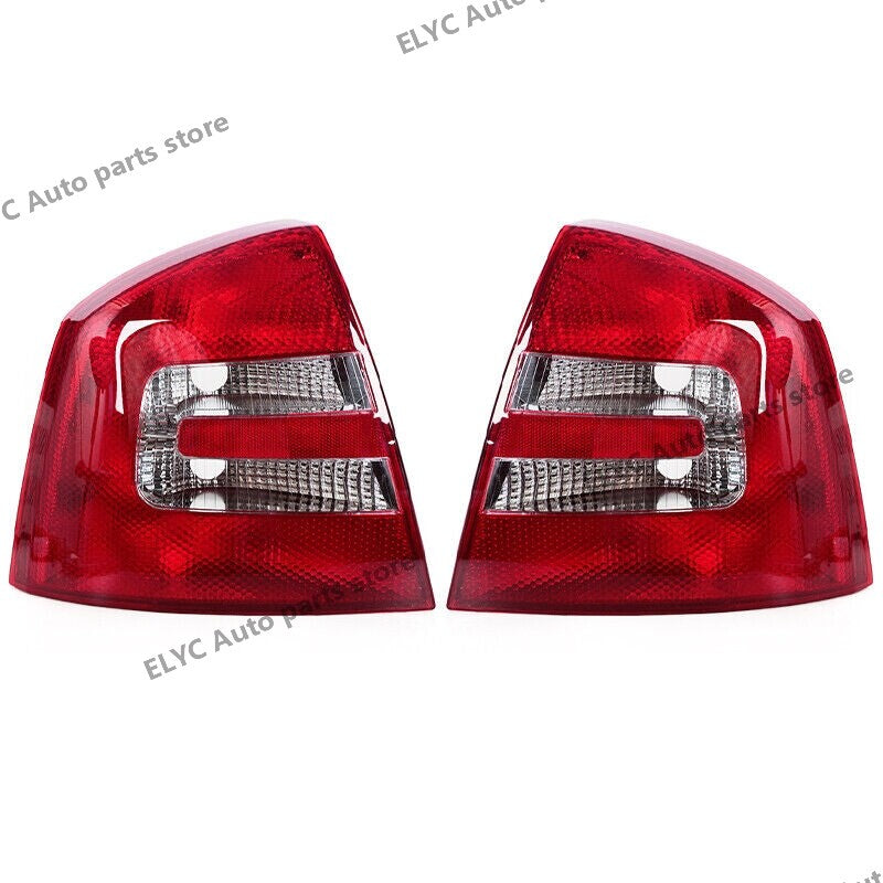 The right-side rear taillight is suitable for the for Skoda Octavia A5 RS Sedan 2005-2008.