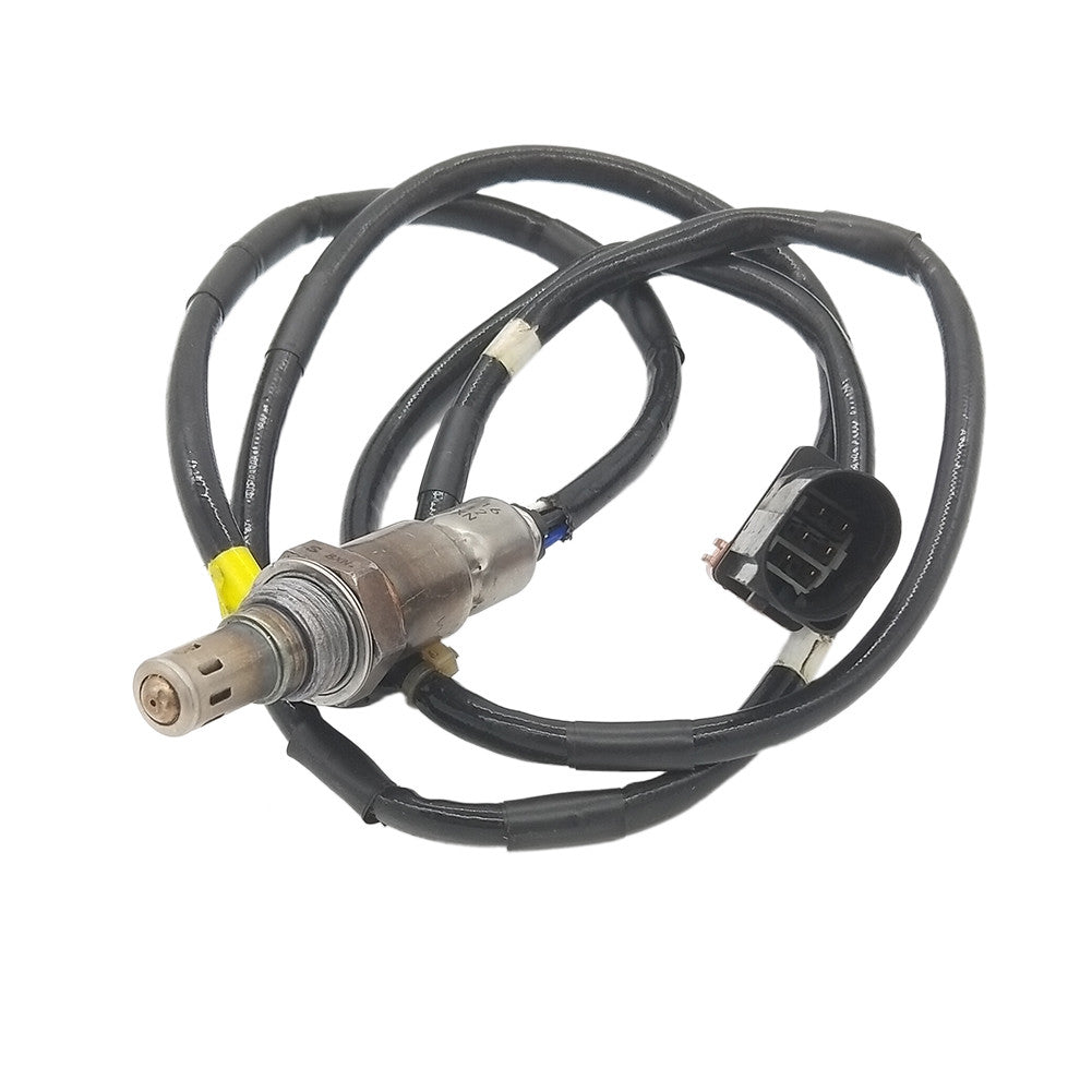 Throttle body fluid level sensor suitable for Lexus IS300 GS300 and for Toyota 22060-46070 (2001-2005).