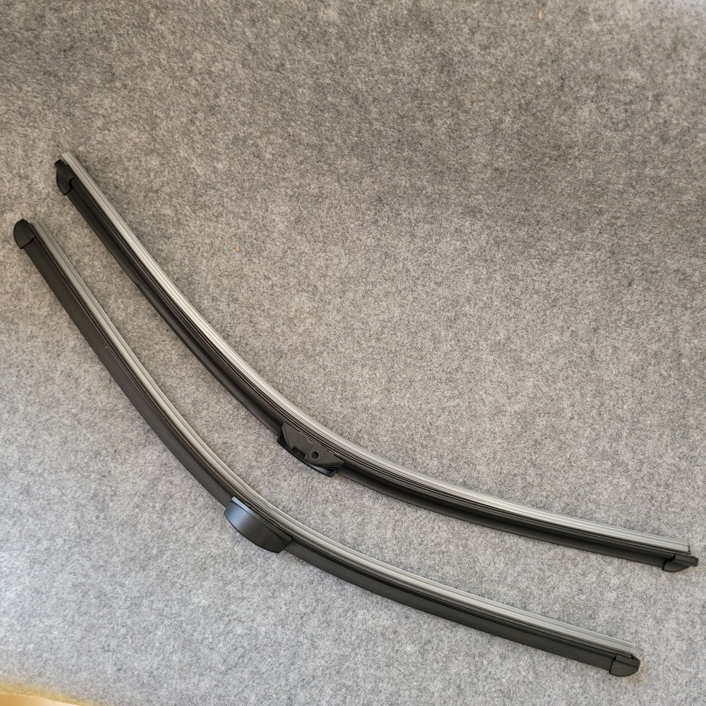 Windshield wiper blade kit for Mercedes C W204 07-14 Q