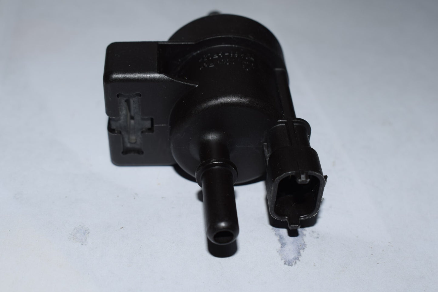 OE 0280142522 Steam tank purification solenoid valve 55583792 is suitable for Opel Insignia 1.6- n