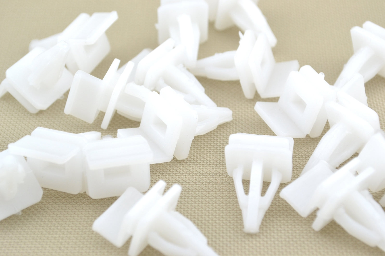 10x Side Skirt Sill Seal Panel Mounting Trim Clips for Honda Accord for Civic CR-V